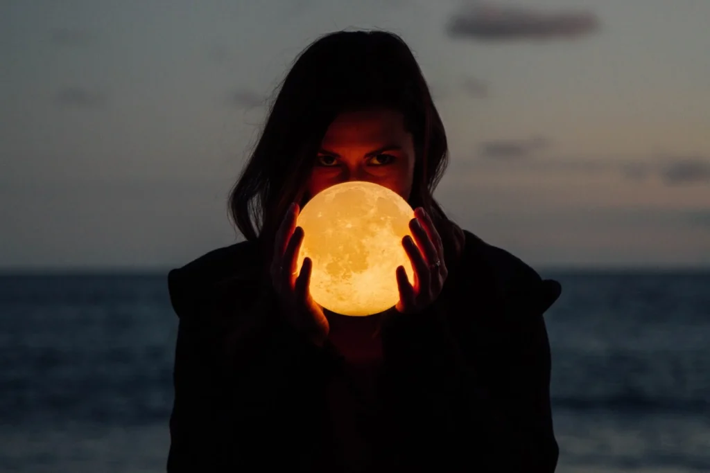 Whole-being wisdom and primal intelligence in embodied leadership